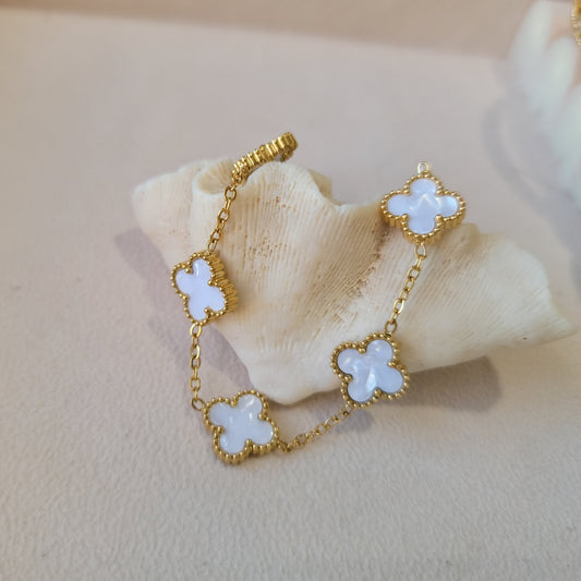 White clover bracelet
