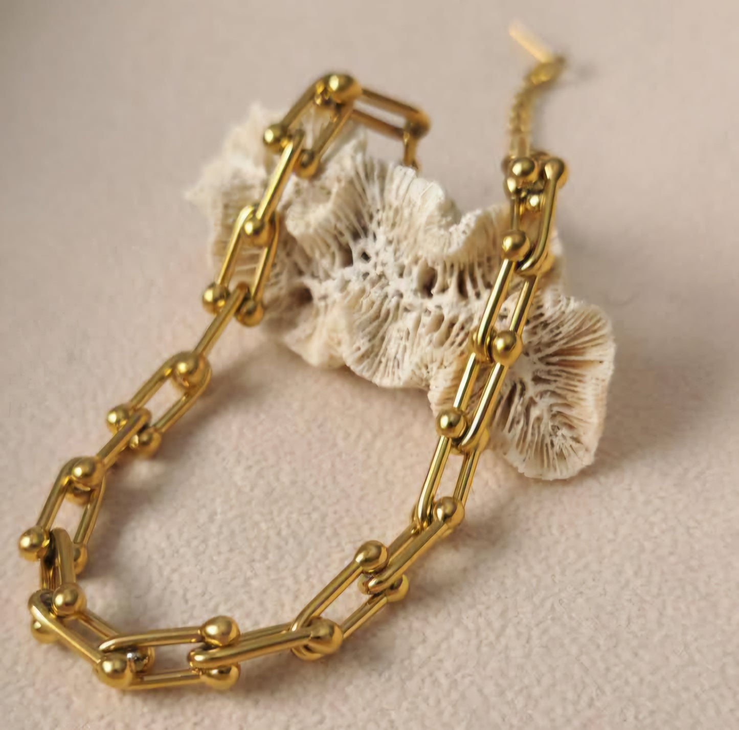 T-Bracelet